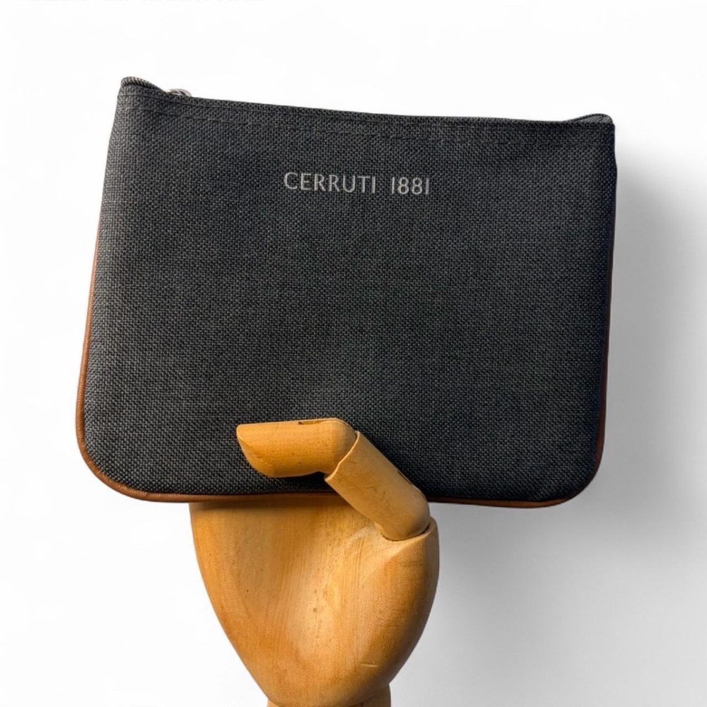 ✈️ Lufthansa CERRUTI 1881 Amenity Kit Grey Wallet / Coin Purse New